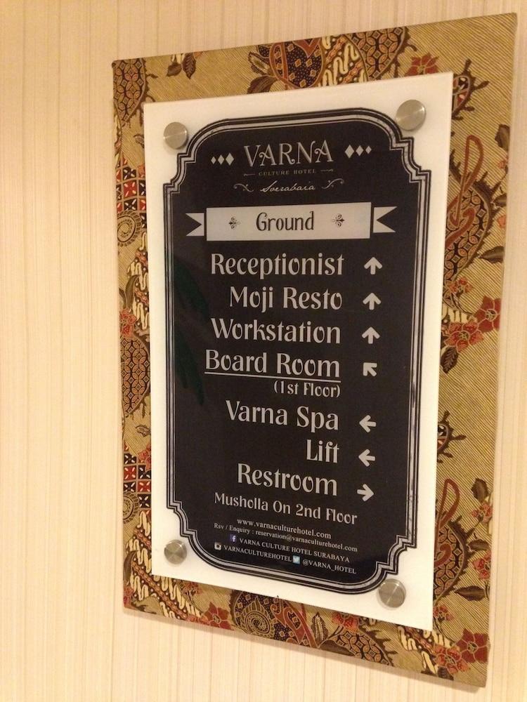 Varna Culture Hotel Soerabaia Surabaya Exterior photo