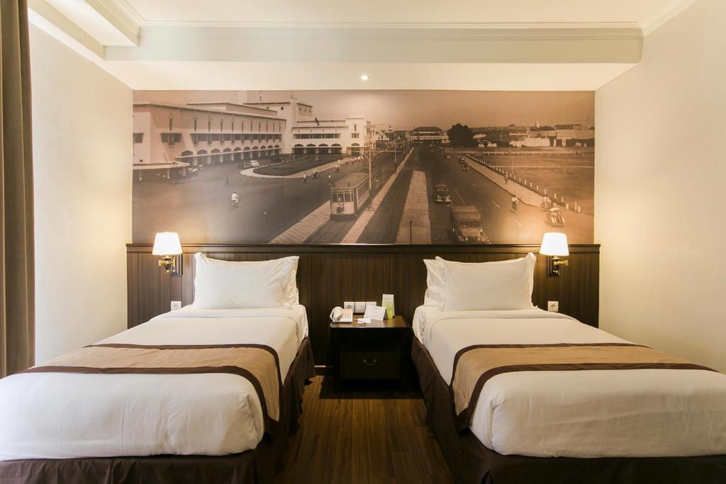 Varna Culture Hotel Soerabaia Surabaya Exterior photo