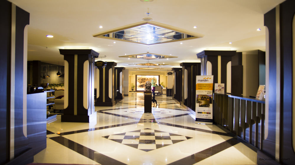 Varna Culture Hotel Soerabaia Surabaya Exterior photo