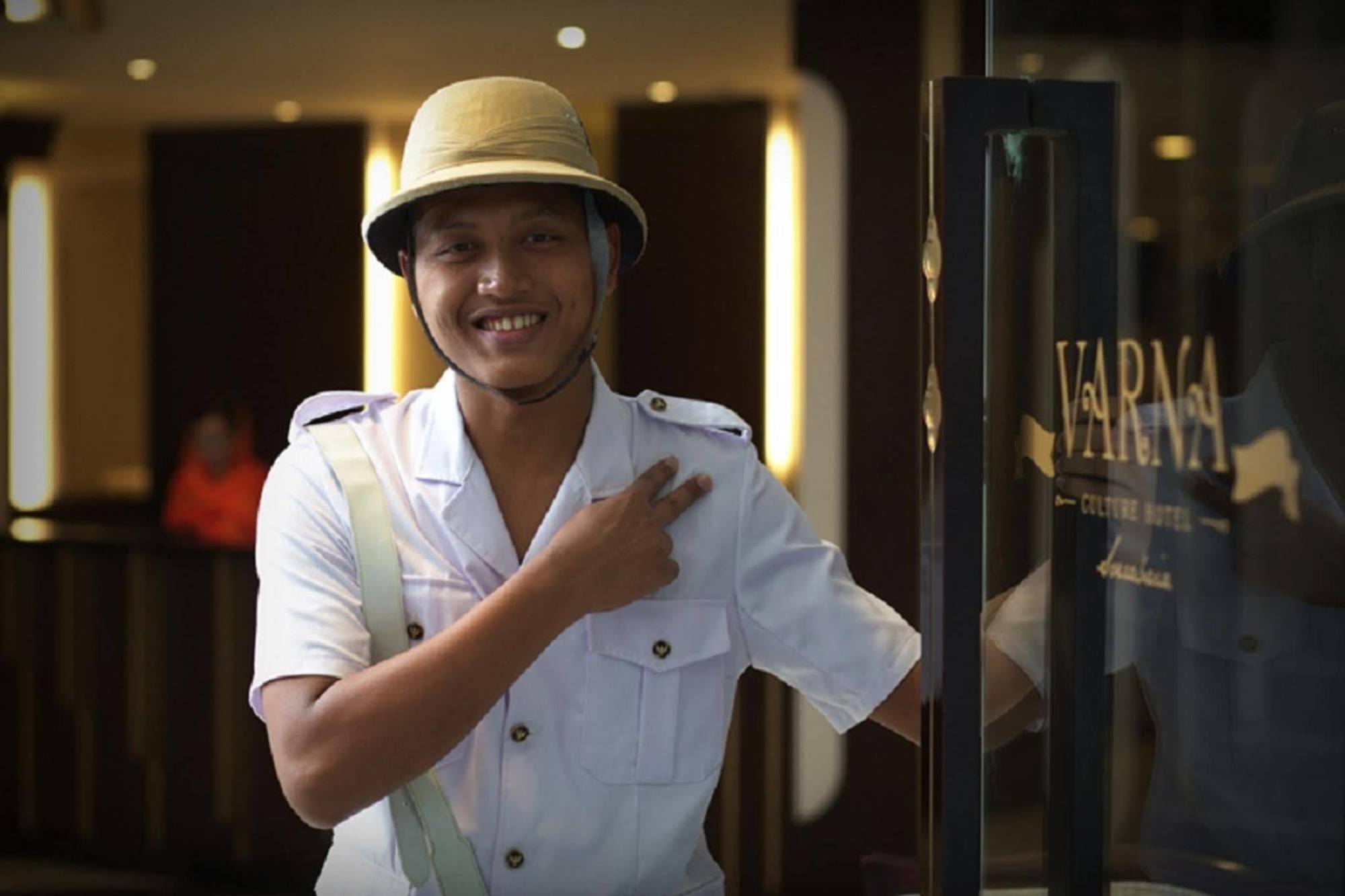 Varna Culture Hotel Soerabaia Surabaya Exterior photo