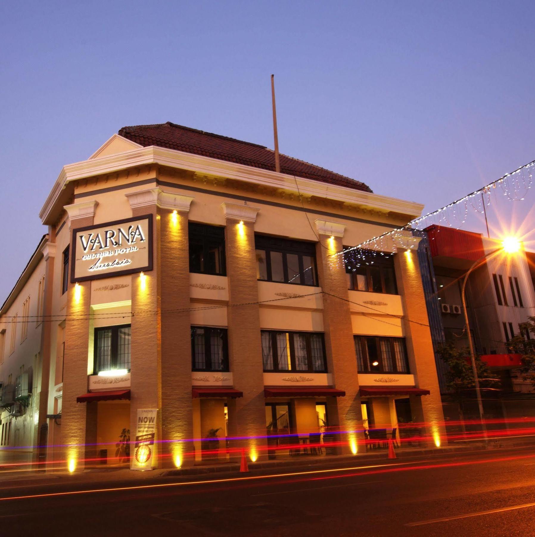 Varna Culture Hotel Soerabaia Surabaya Exterior photo