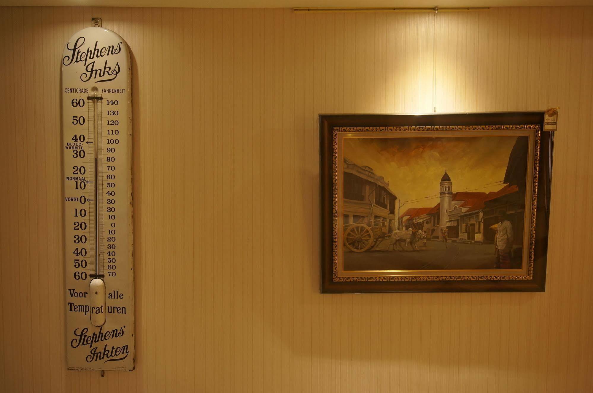 Varna Culture Hotel Soerabaia Surabaya Exterior photo
